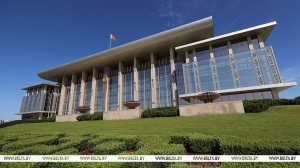 Лукашенко поздравил Масуда Пезешкиана с избранием на пост Президента Ирана