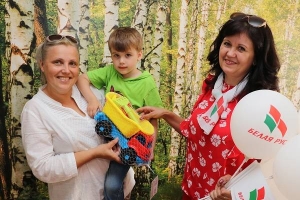 Подарков много не бывает