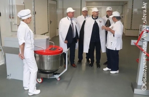 Министр экономики Юрий Чеботарь оценил новый рогачевский хлеб