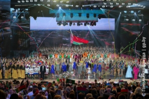 Более двух тысяч зрителей собрал гала-концерт Гомельской области во Дворце Республики