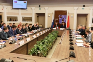 Потенциал огромный, важно не упустить возможности: подписан ряд документов о сотрудничестве Гомельской и Челябинской областей