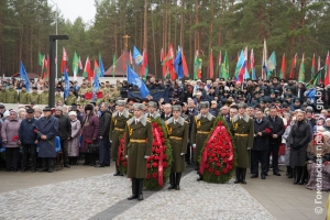 Митинг-реквием, посвященный 80-й годовщине освобождения узников Озаричских лагерей смерти, объединил более тысячи человек