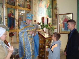 К благотворительной акции «Соберём портфель первокласснику» присоединились приходы Ветковского района