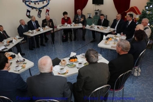 Глава района встретился с ветеранами труда и членами Совета старейшин