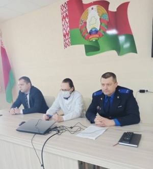 Начальник РОСК и прокурор встретились с медицинскими работниками