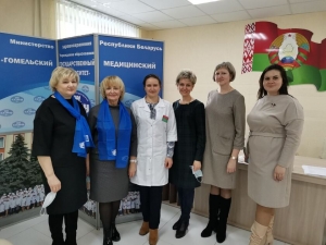 Очередь занимали с утра: в Ветке более 70 женщин получили консультацию в первый день областной акции “Вместе за здоровое будущее”